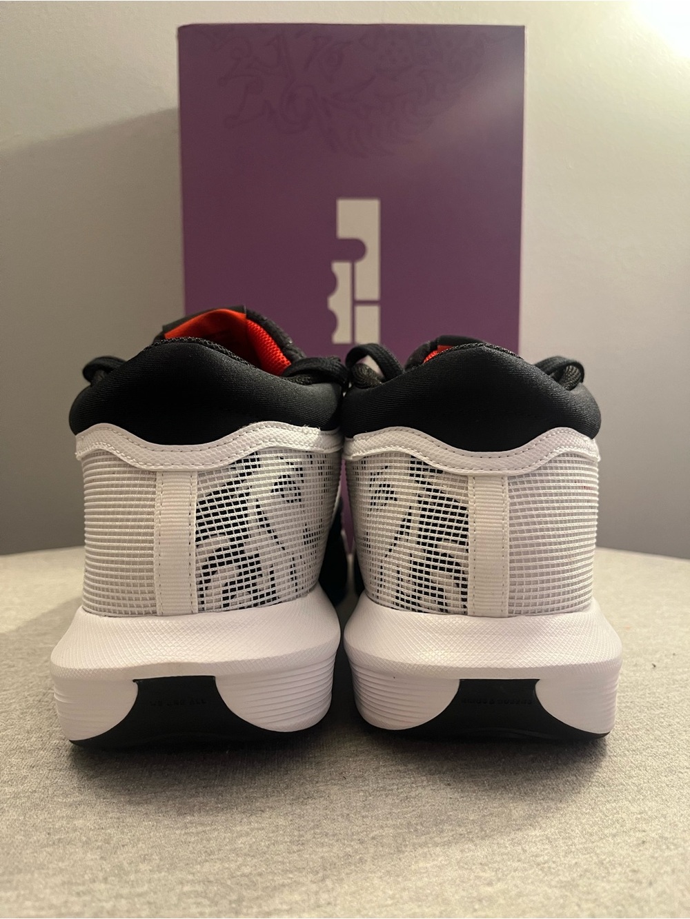 Nike Lebron Witness VIII White Black Red Men's Shoe Size 12 FB2239-103 - Picture 5 of 12